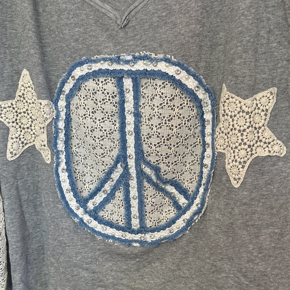 POL Gray Hoodie with Blue Peace Sign Cream Crochet Lace Loose Fit Size Large - Picture 3 of 7